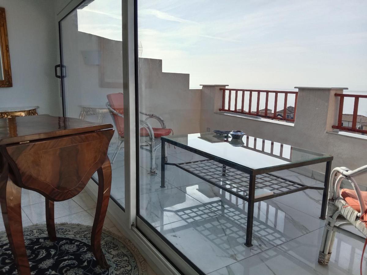 "Lo Studiolo" Apartment Pizzo (Calabria) Exterior foto