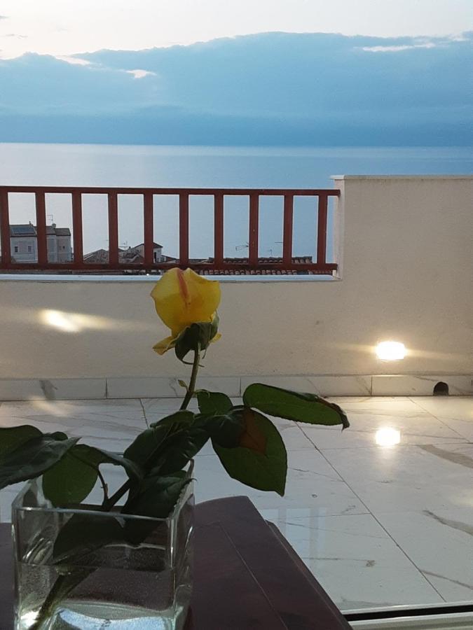 "Lo Studiolo" Apartment Pizzo (Calabria) Exterior foto